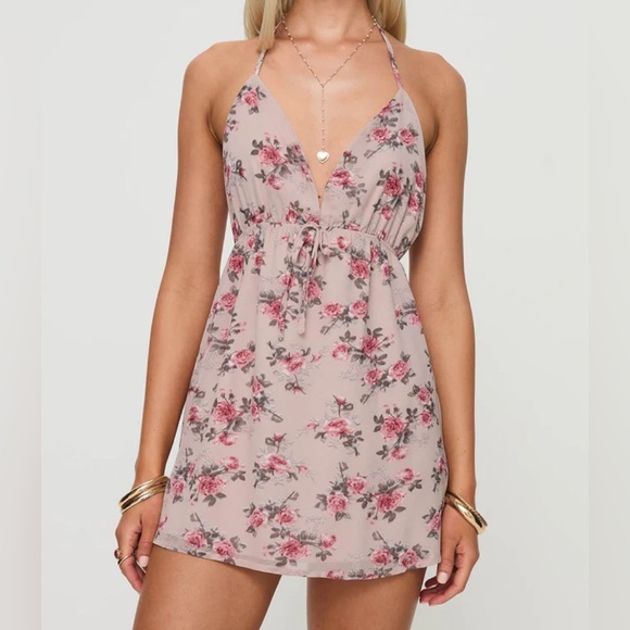 Princess Polly Dresses & Skirts - Princess Polly Blush Pink Floral Mini Dress